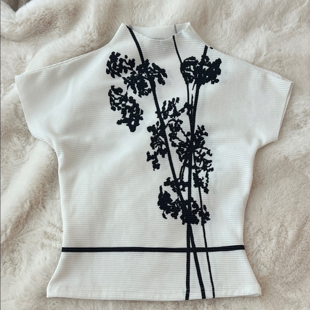 Elegant Black and White Floral Women's Top